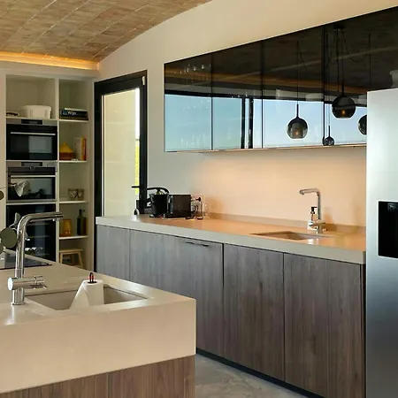 Сasa de vacaciones With Optional Heated Pool In Javea *