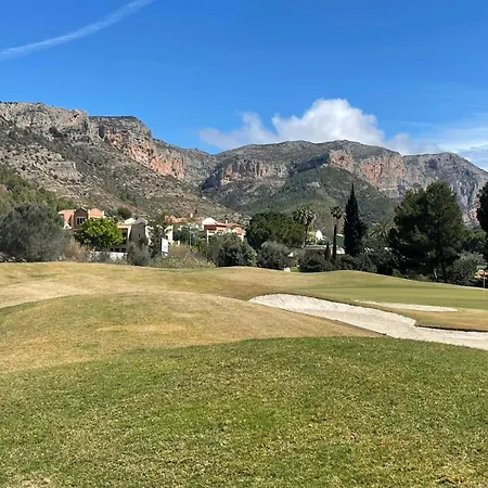 Сasa de vacaciones With Optional Heated Pool In Javea *